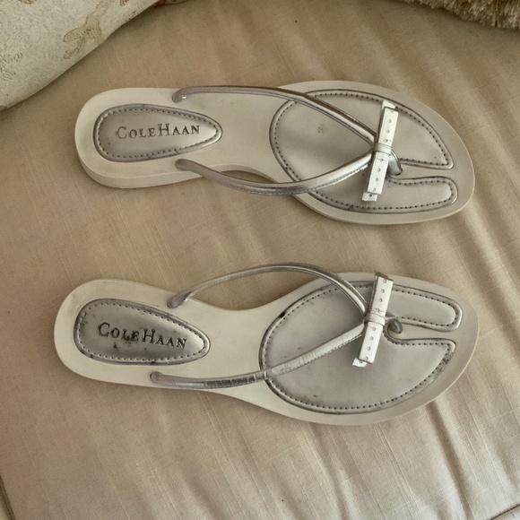ColeHaan Silver/White “Bikini” Sandal Fun Feminine - Picture 5 of 13